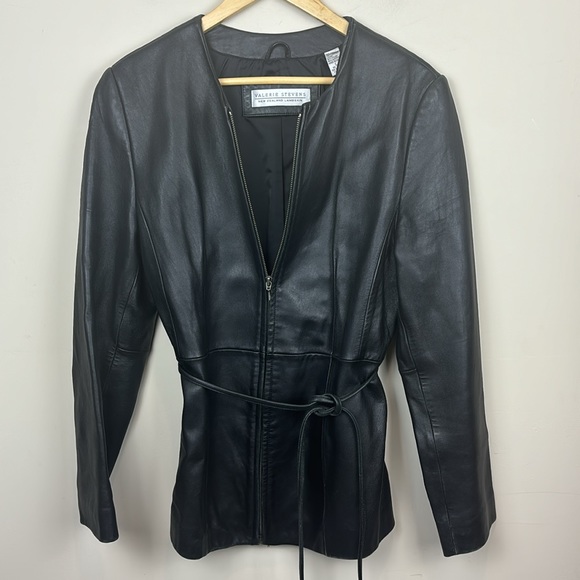 Valerie Stevens - New Zealand Lambskin Black Leather (SOFT) Jacket; Size L - Picture 10 of 13